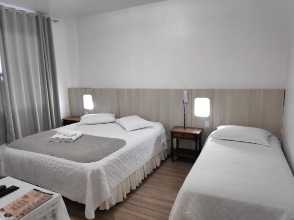 EXECUTIVO CASAL + CAMA SOLTEIRO - Imagem 4